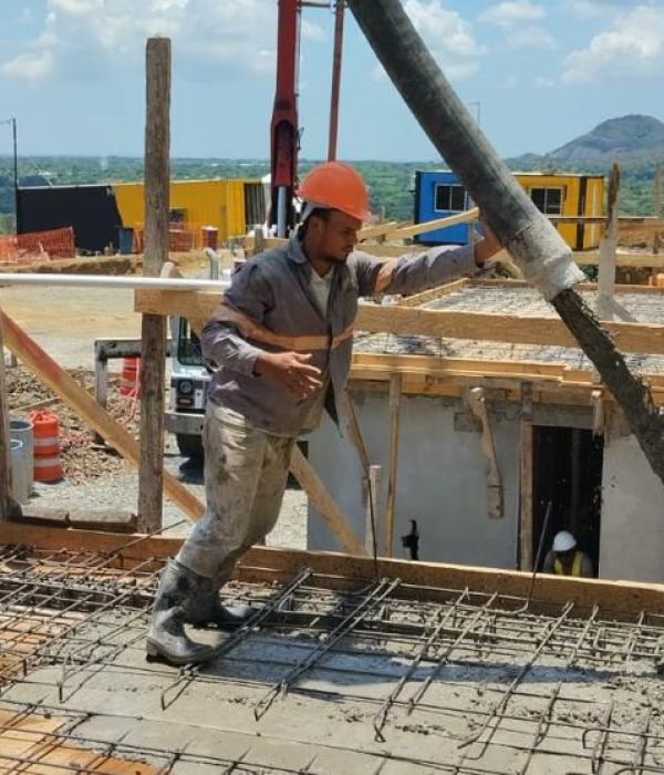 CONSTRUCCION DE EDIFICACIONES Y AREA EXTERIOR PLANTA POTABILIZADORA LOS BOTADOS, YAMASA (22)